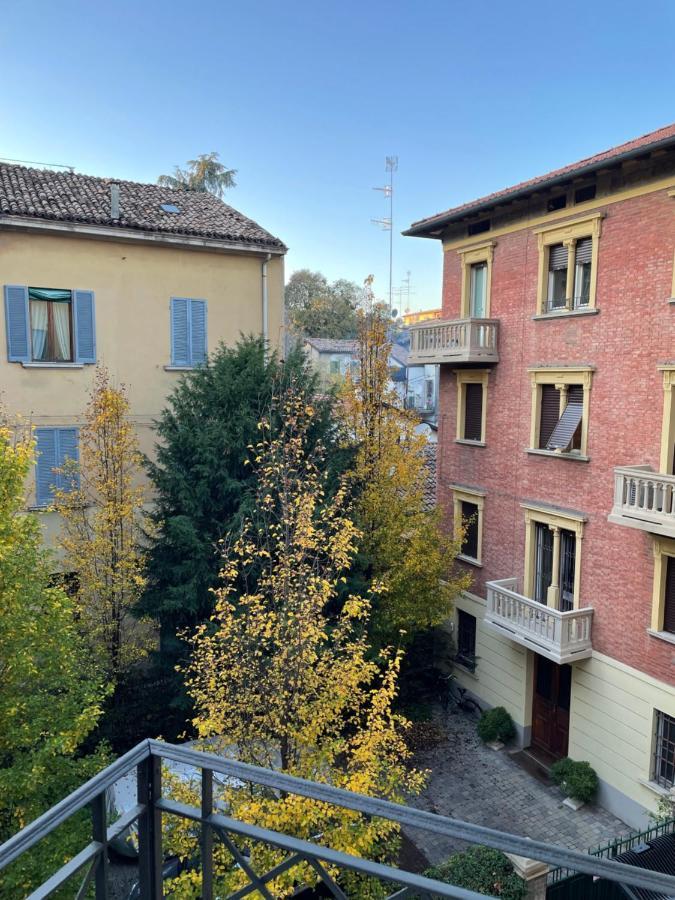 Un Balcone Sul Centro Storico Apartment Reggio Emilia Exterior photo